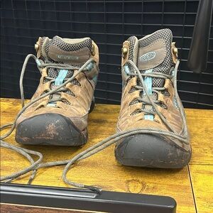 Keen Tan and Blue Outdoor Boots